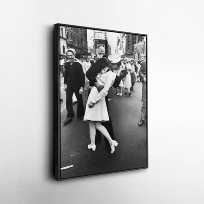 Sailor Kissing Nurse - Times Square New York Celebration Canvas Wall Art